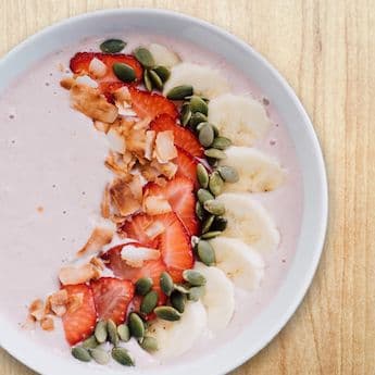 Strawberry & Banana Smoothie Bowl