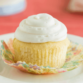 Sweet Simple Whipped Cream Cupcakes