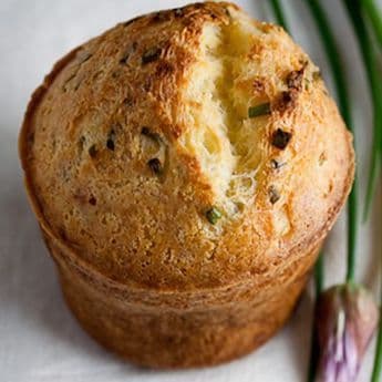 Elsie's Homemade Cheddar Chive Popovers