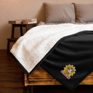 Elsie's Ultra-Soft sherpa blanket