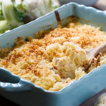 Creamed Cauliflower with Herbed Crumb Topping